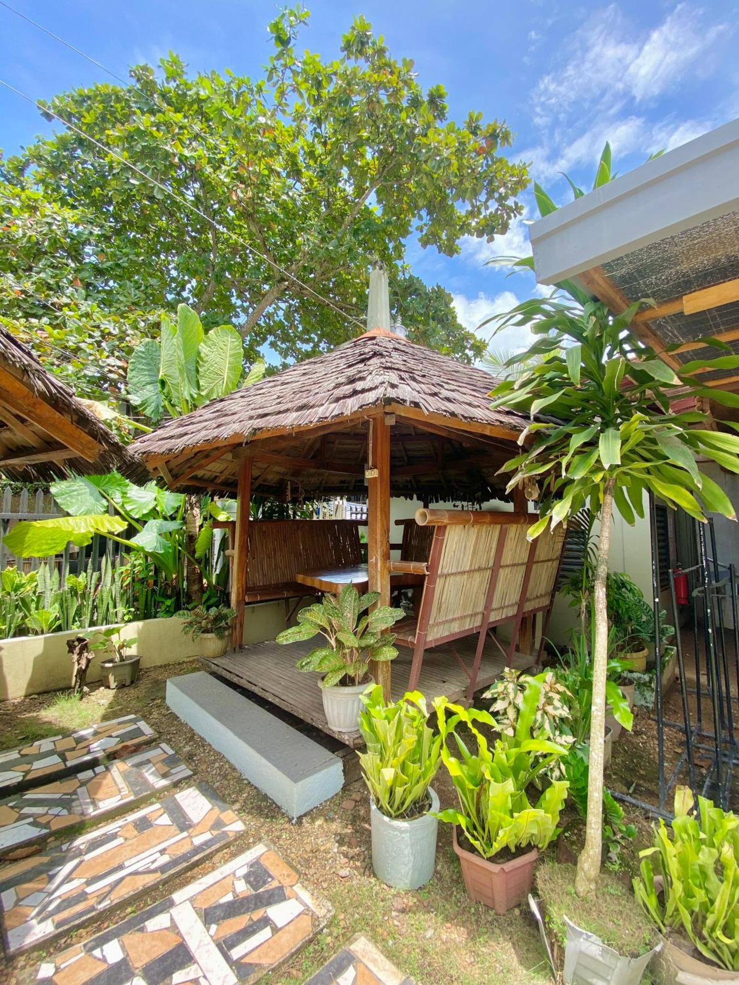 Coron Vista Lodge Exterior photo